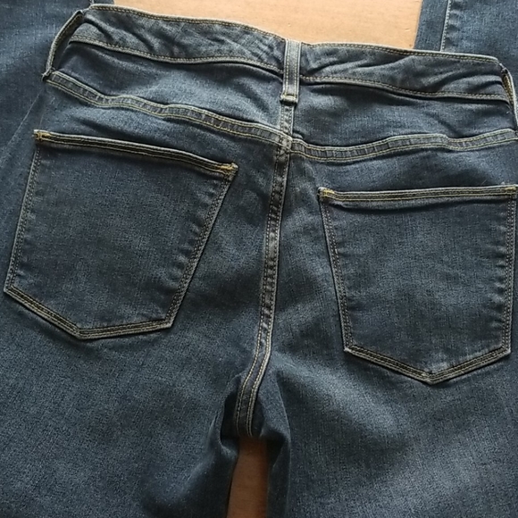 NWOT universal thread high rise skinny jeans - Picture 5 of 6